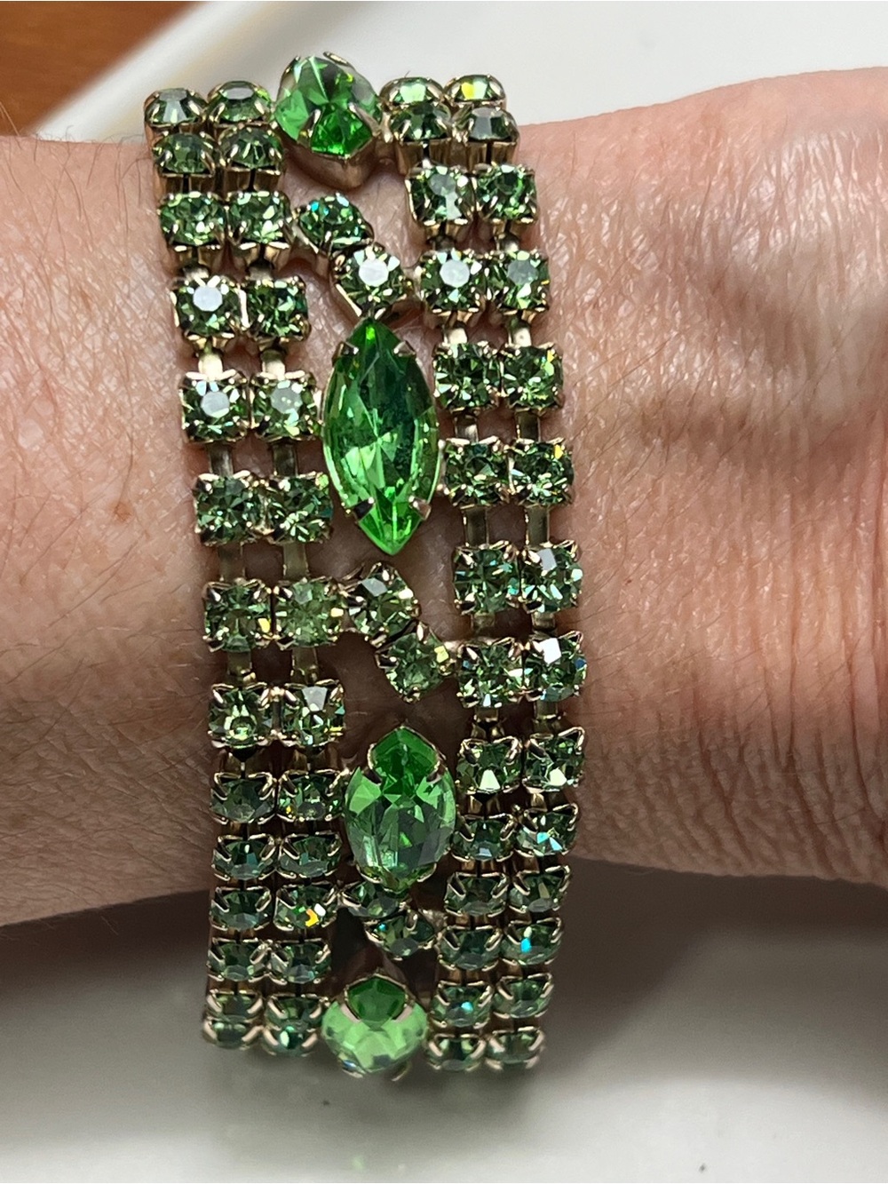 Vintage Green Crystal Multi-Row Bracelet - Picture 9 of 9